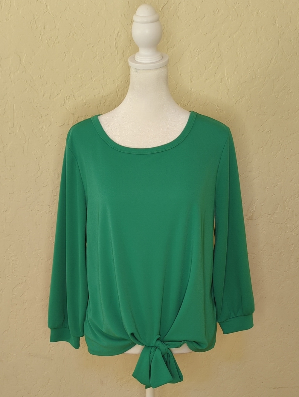 The Karl Lagerfeld Paris Kelly Green Siv Tie Front Knit Top Size XS